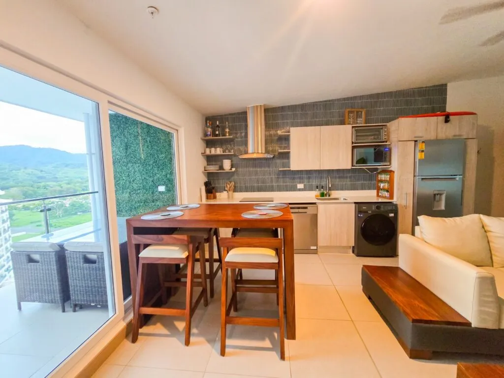 Mountain View Penthouse For Sale in Jaco – 2 bedroom Condo in Jaco Beach - Image 2