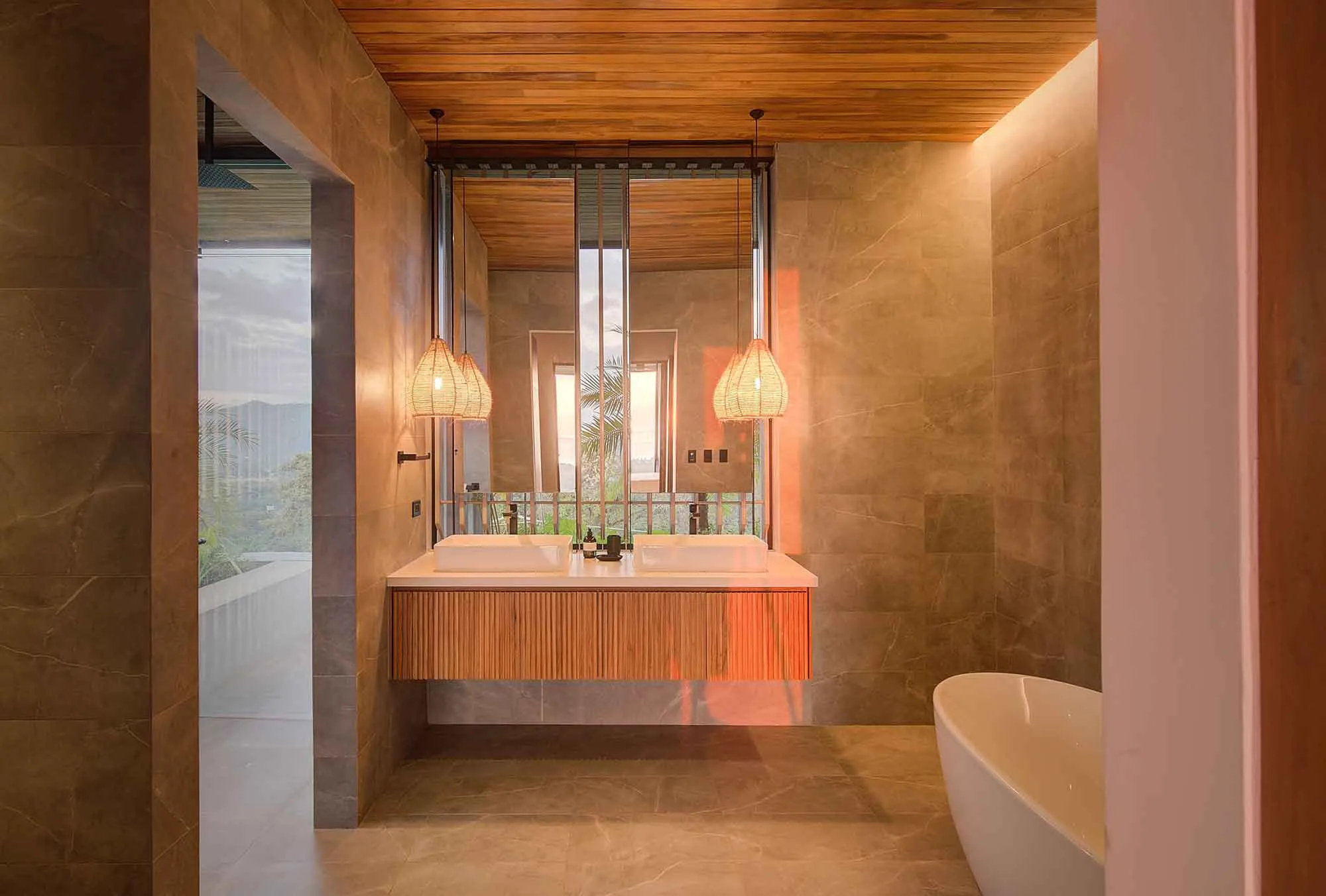 Modern Hilltop Retreat: Exclusive Villa Nosara with Ocean Views - Image 4