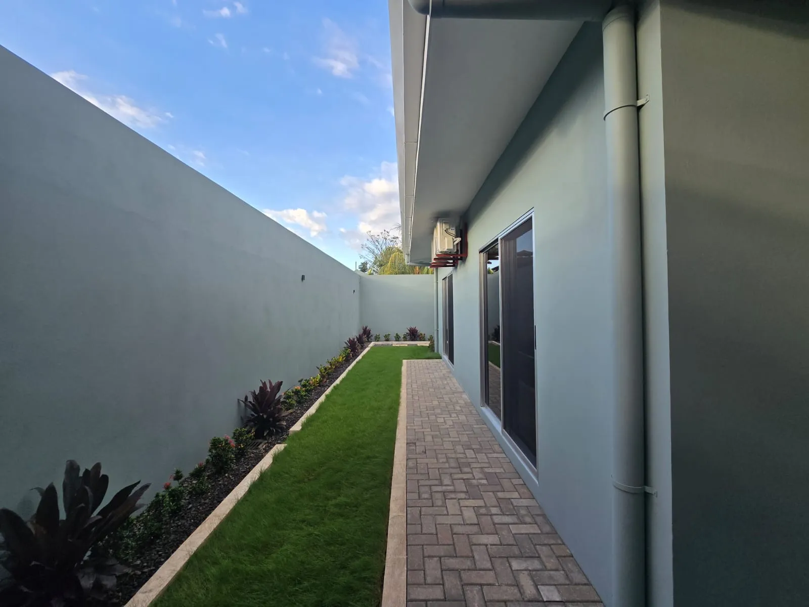 Modern 2BR Home Near Jacó – Long Term Rental in Playa Agujas, Costa Rica - Image 2