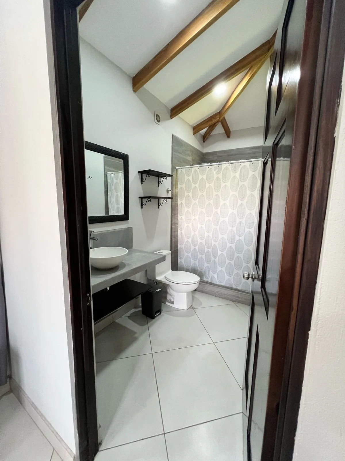 Long-Term Rental in Playa Hermosa – Furnished 3-Bedroom Home - Image 3