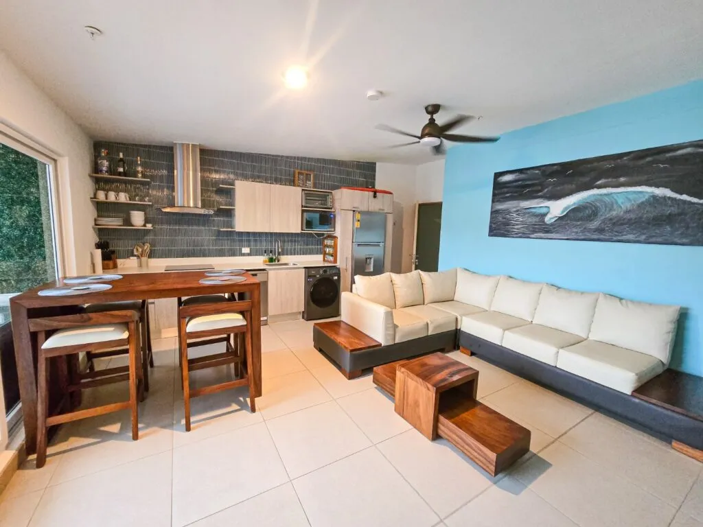 Mountain View Penthouse For Sale in Jaco – 2 bedroom Condo in Jaco Beach - Image 1