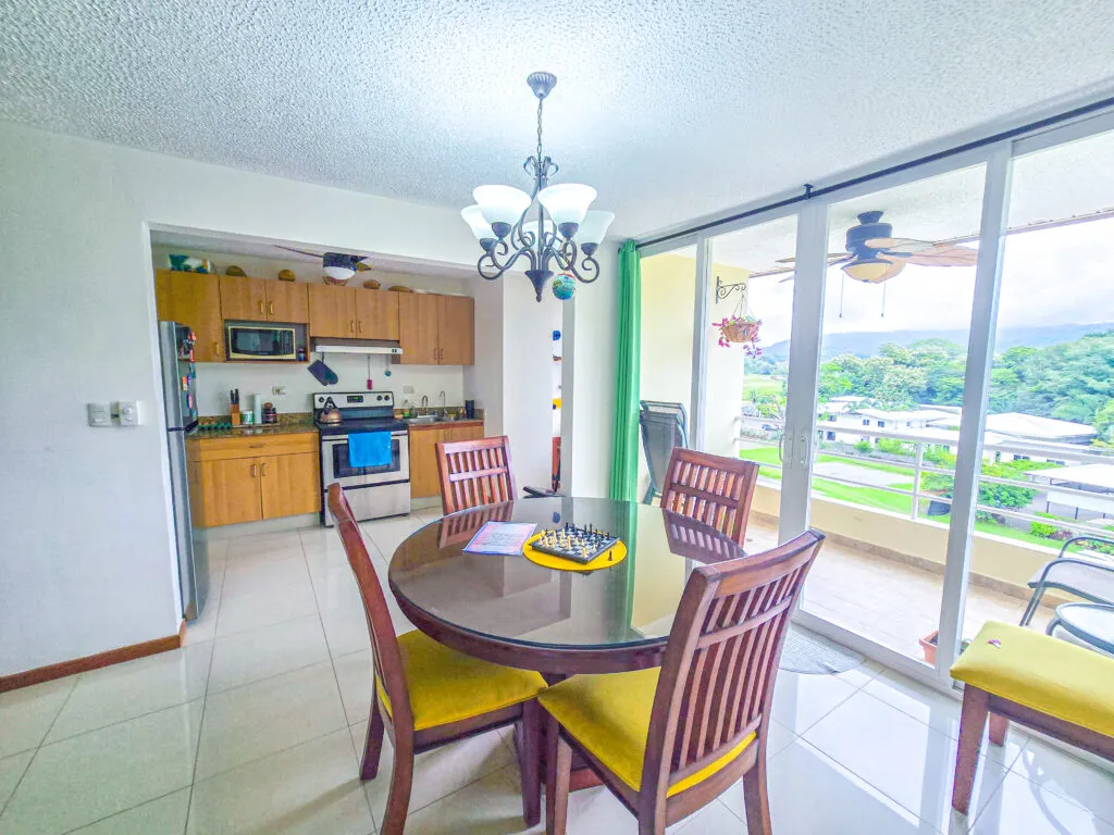 Penthouse For Sale in Costa Linda – 2 bedroom Condo For Sale in Jaco Beach - Image 1