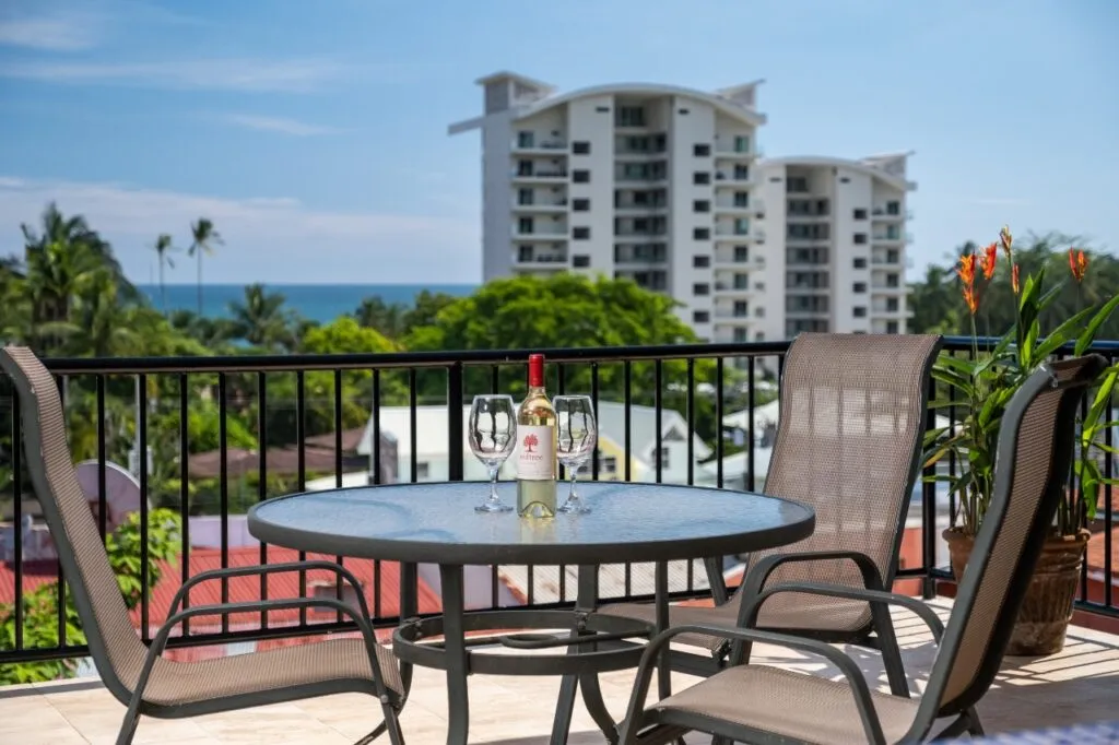 Luxury Penthouse For Rent in Jaco Beach – Exclusive Vacation Rental with Ocean Views - Image 4