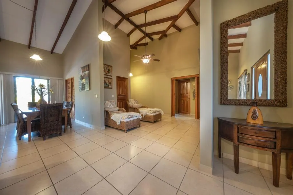 Long-Term Rental Near Jaco –  House for Rent in Punta Leona - Image 5