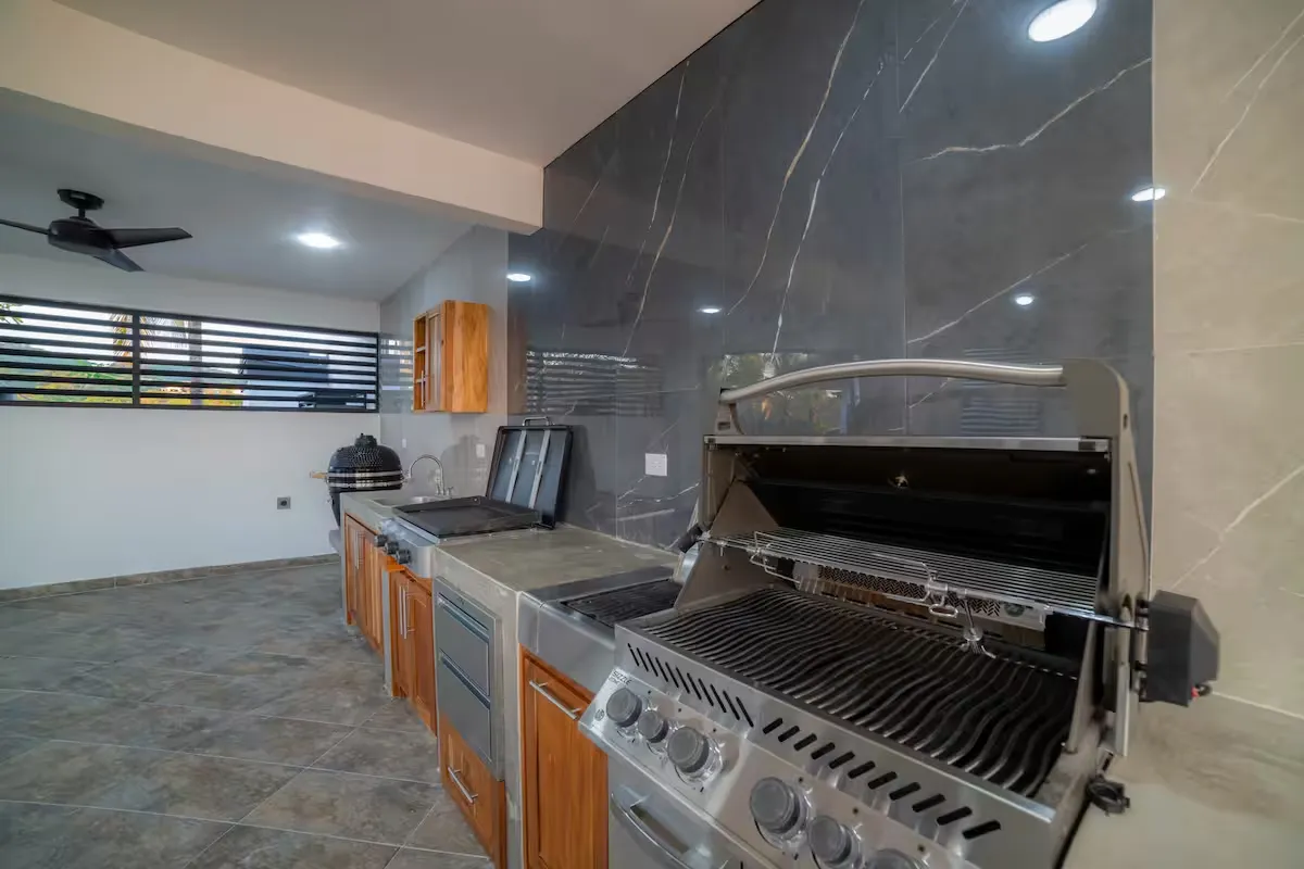 Luxury Vacation Villa in Playa Hermosa - Image 4