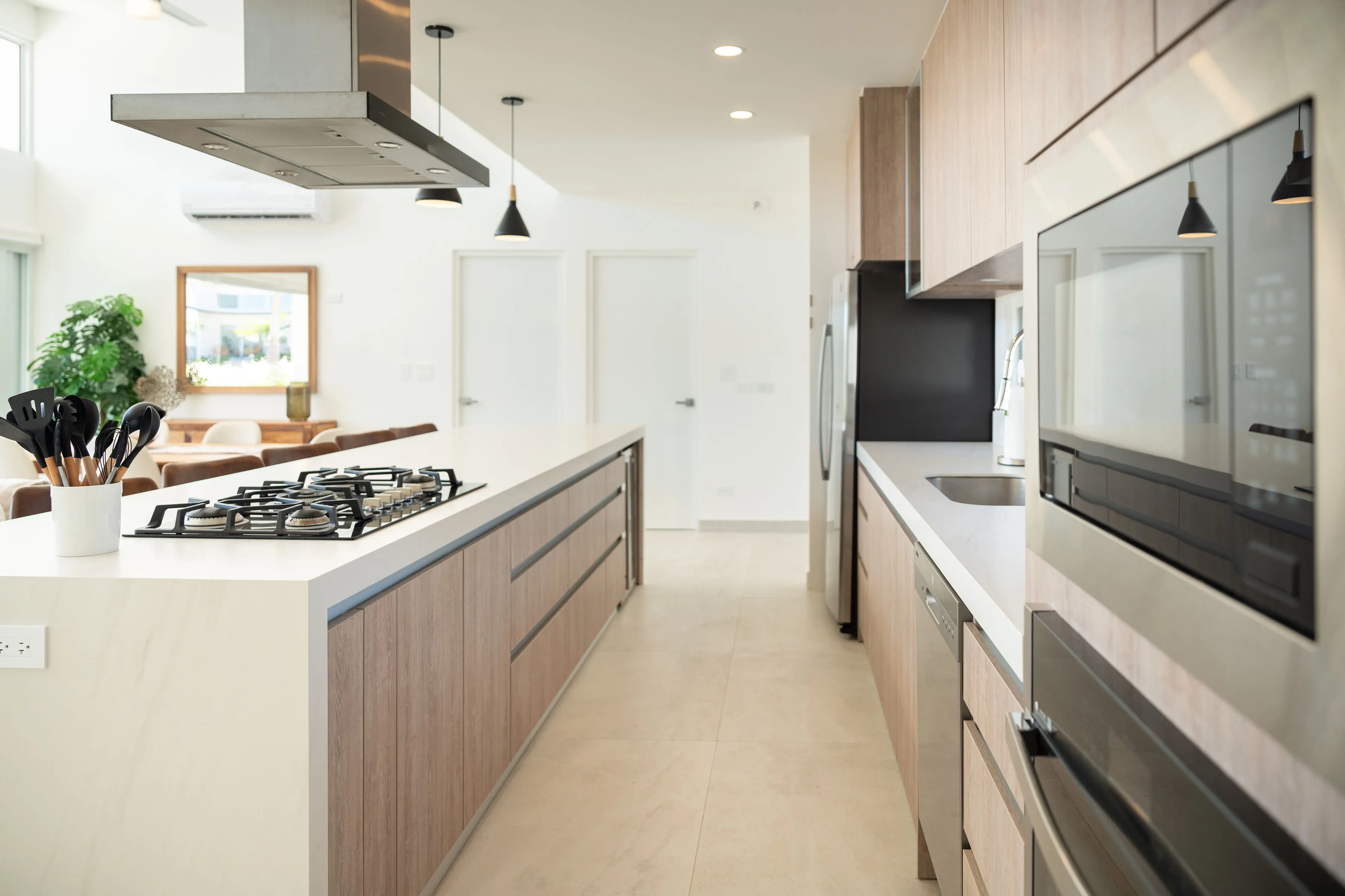Elegant 3-Bedroom Villa for Long-Term Rent – The Enclave Avellanas - Image 1