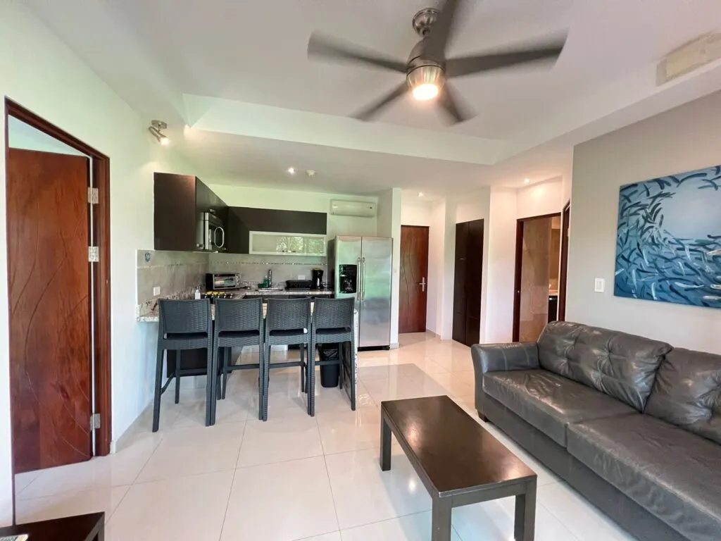 Rare opportunity For Sale in Jaco – 1 bedroom Condo For Sale in Jaco Beach - Image 2