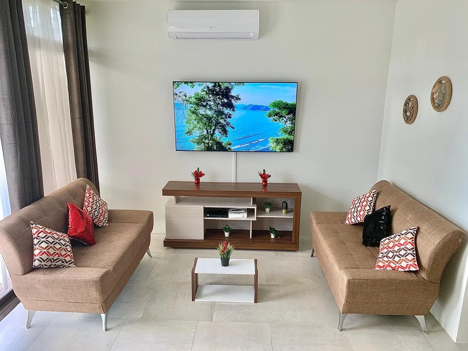 Long-Term 2-Bedroom Condo for Rent in Foresta Residences, Jaco - Image 3