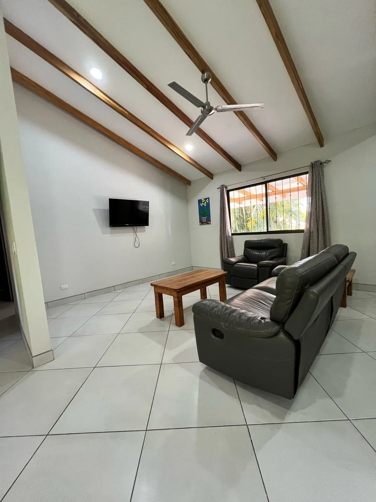 Long-Term Rental in Playa Hermosa – Furnished 3-Bedroom Home - Image 4