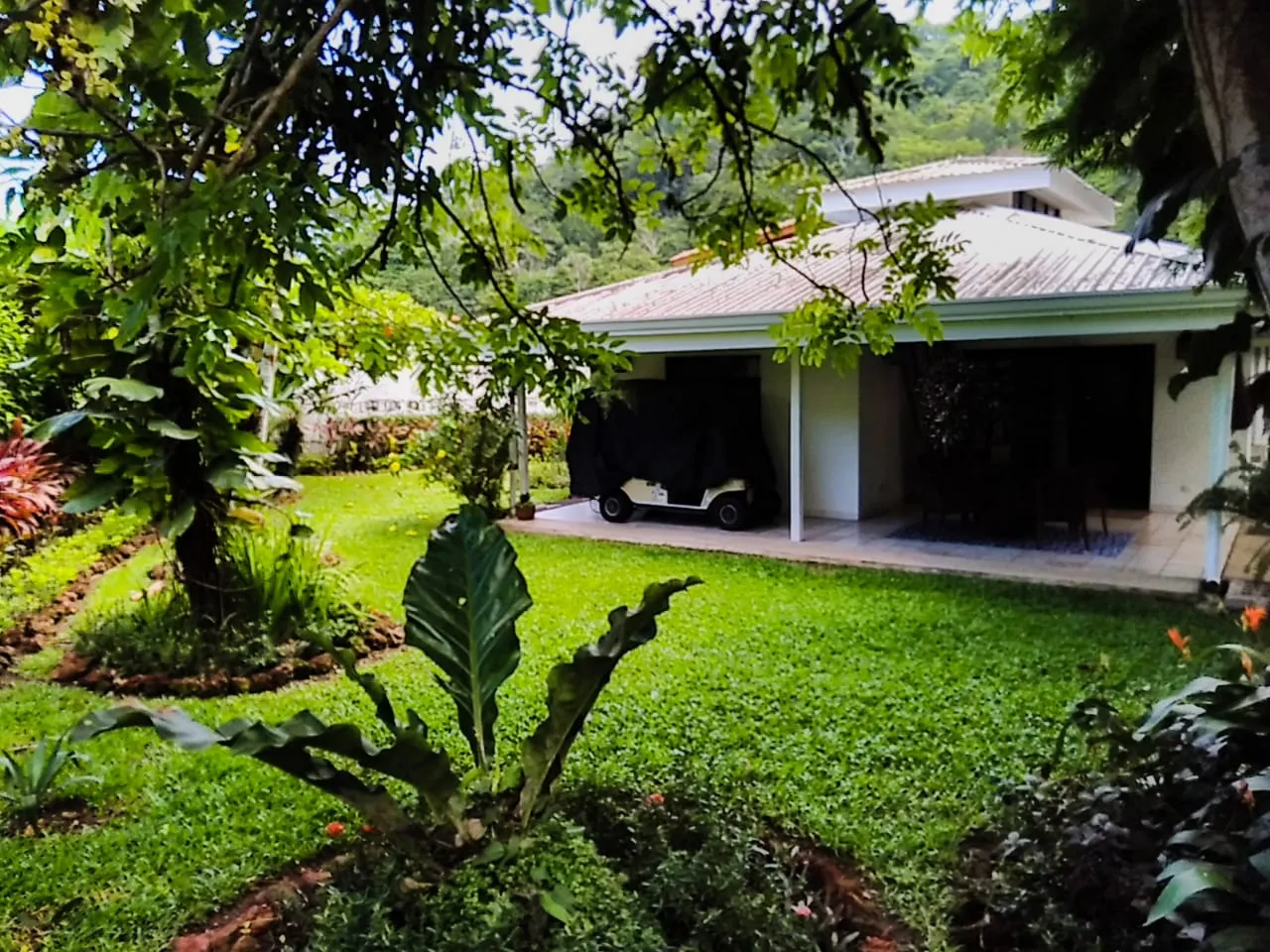 Modest Home Available Near Jaco Beach – Home For Rent In Punta Leona - Image 5