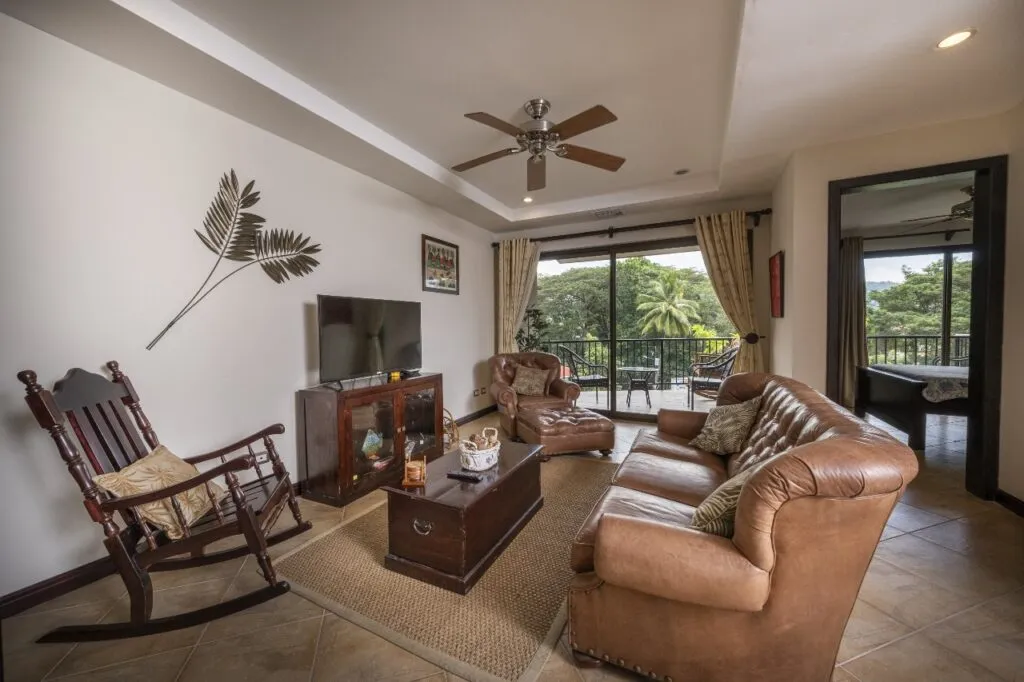 Luxury Penthouse For Rent in Jaco Beach – Exclusive Vacation Rental with Ocean Views - Image 1
