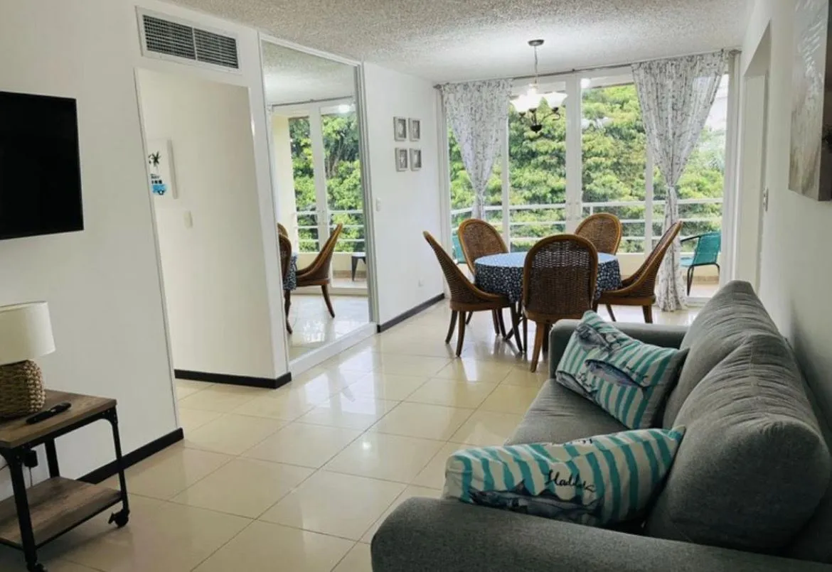 Long-Term Penthouse Rental in Downtown Jacó | Walk to Beach - Image 3