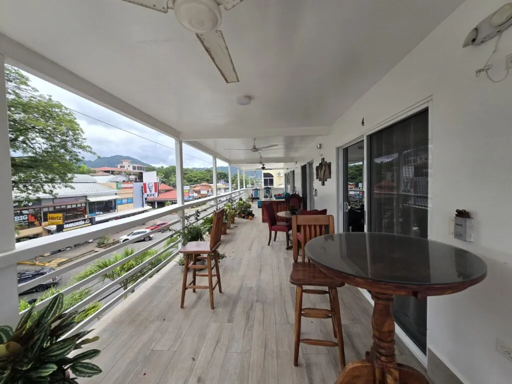 1 block from Beach Apartment in Jaco – 1 bedroom rental in Jaco Beach - Image 1