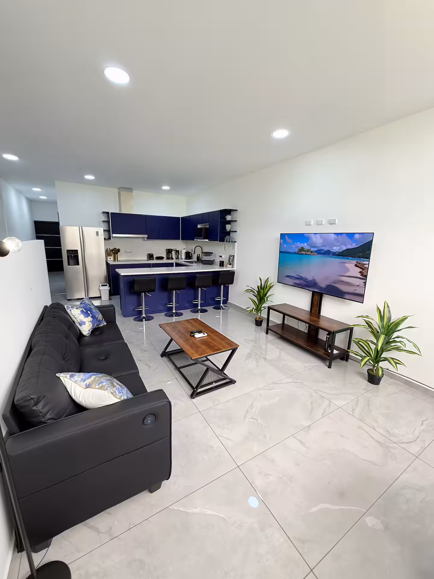 Luxury Condo for Rent in Jaco | Modern 2-Bedroom Vacation Condo in Costa Rica - Image 1